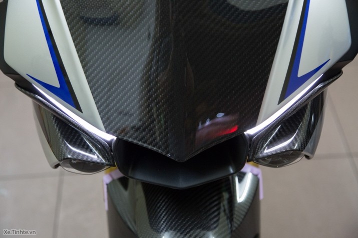 Chi tiet sieu moto Yamaha YZF-R1M 2016 ban dac biet tai VN-Hinh-5